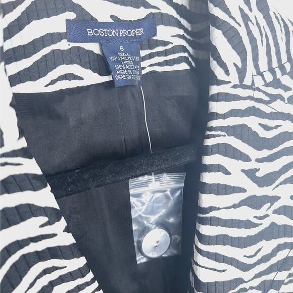 Boston Proper Zebra Print Fitted Blazer Jacket 6 Black and White 3/4 Sleeve - Picture 3 of 10